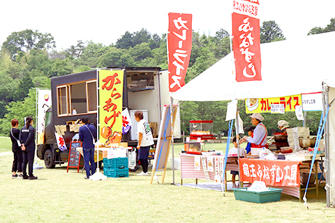 国スポリハーサル大会出店ブースのようす